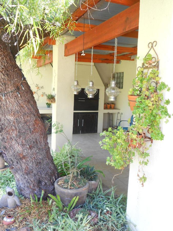 Pane Vivente Garden Cottage Beaufort West Bagian luar foto